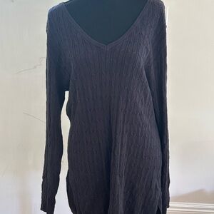 Basic Editions light sweater